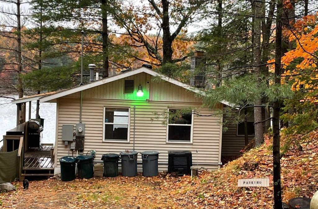 Rhinelander House | Blue Jay Cabin