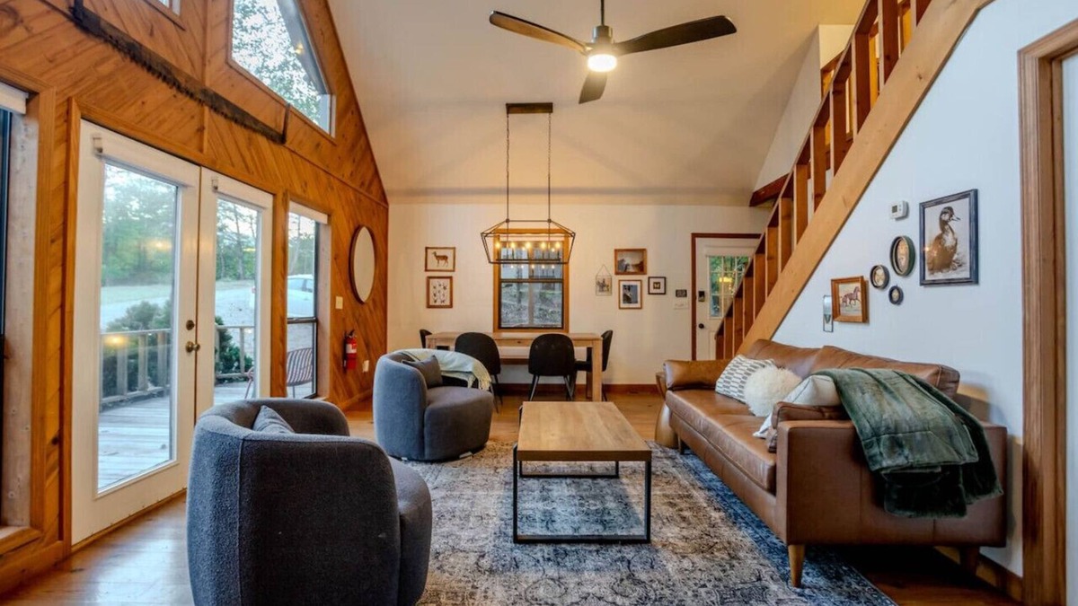 Blairsville Cabin | "Blue Jay": Mountain View Cabin! 5mi to Town