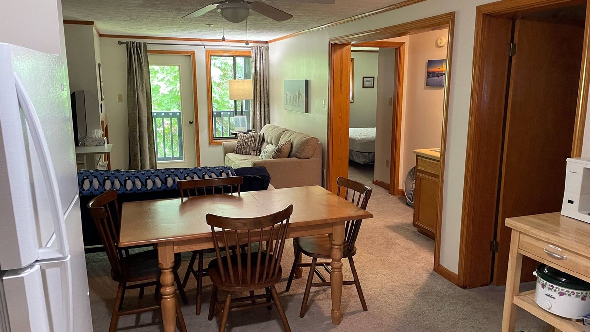 Claysburg Condo | Blue Knob Condo - 2/Queen Bedrooms, 2/Full Baths, Indoor Pool, Wet Bar & WiFi