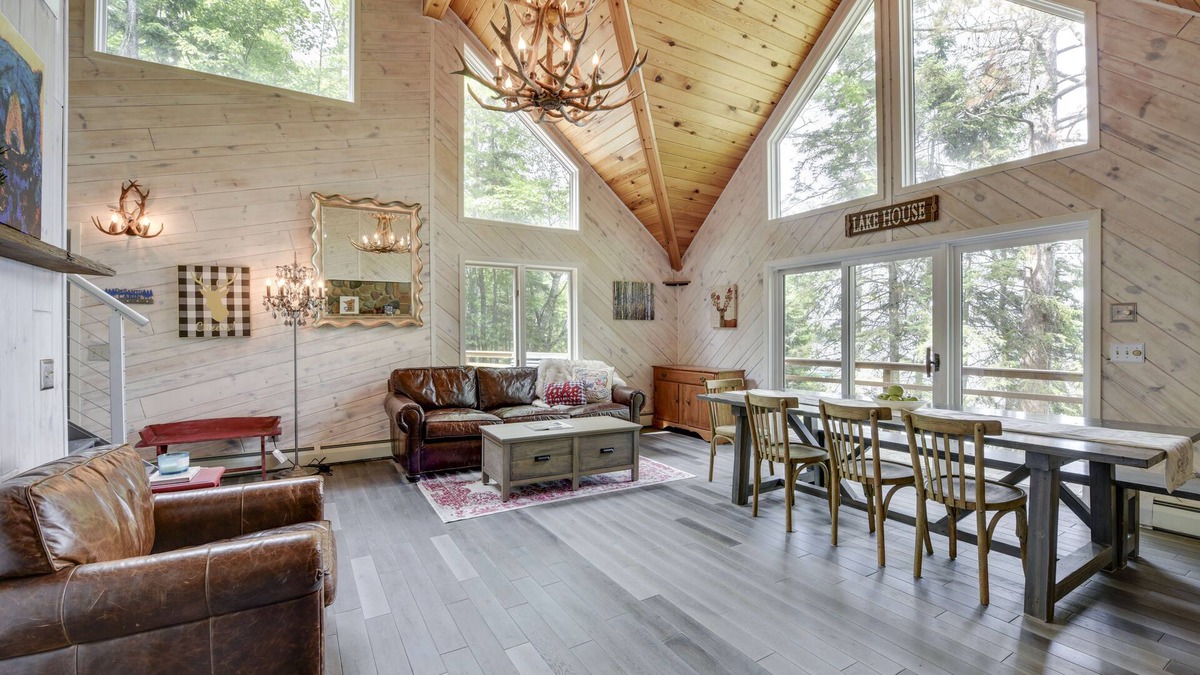 Grand Rapids Cabin | Blue Lagoon Lodge On Deer Lake!🦌Hot tub. One of the cleanest lakes in MN ❤️