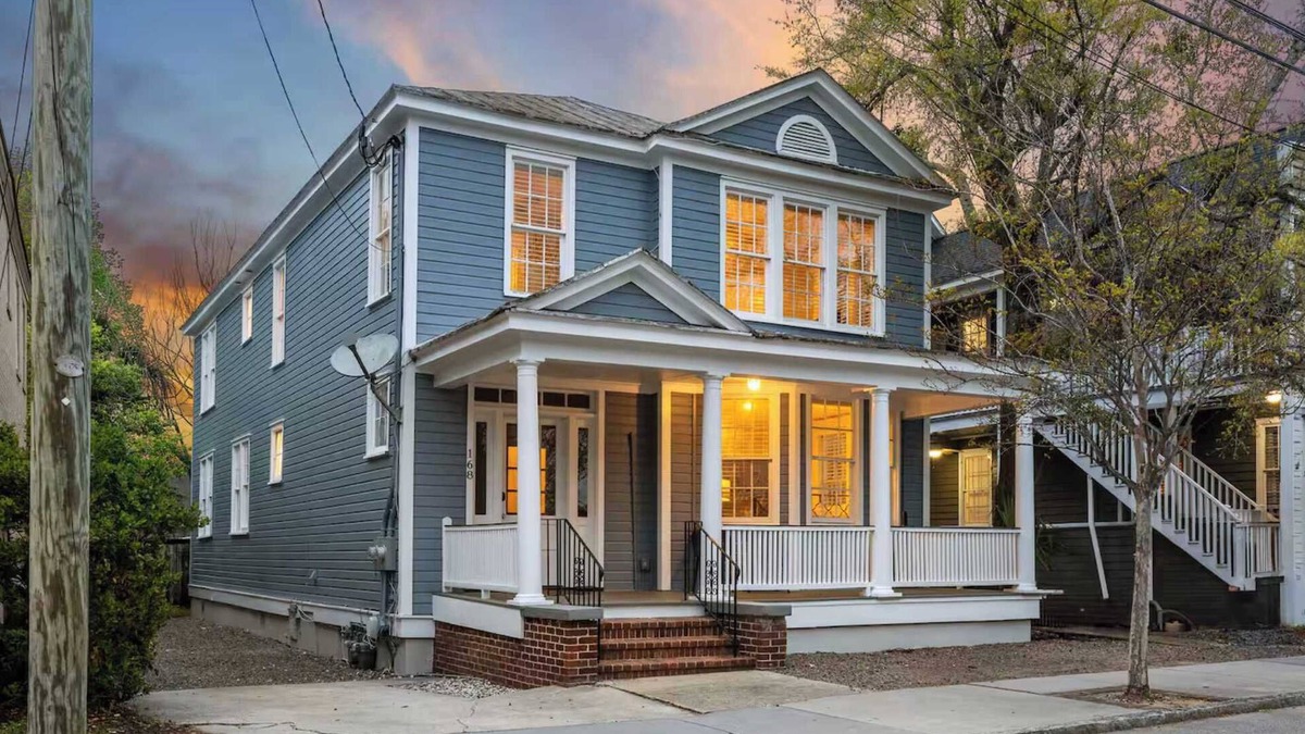 Cannonborough Elliotborough House | Blue Magnolia | Perfect for Large Groups
