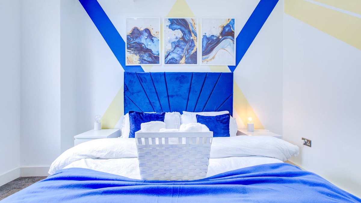 Sutton Central Apartment | Blue Moon, 1 Bed High Street