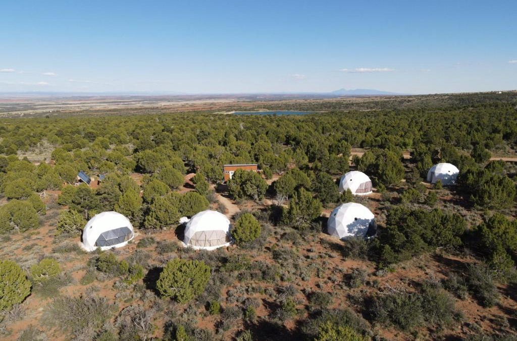Monticello Resort | Blue Mountain Domes - The WOW Experience