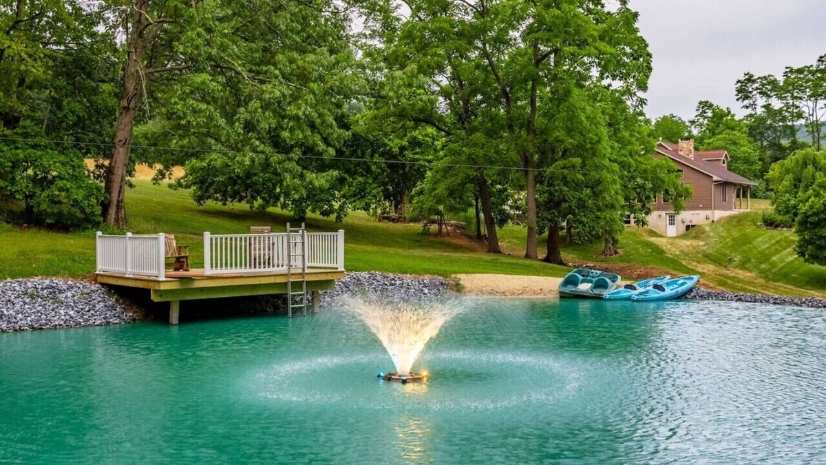 Mount Aetna House | Blue mountain retreat