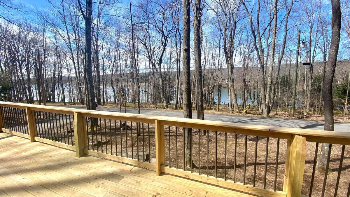 Alpine Lake Ski Chalet | Blue – Peaceful lakefront with a view