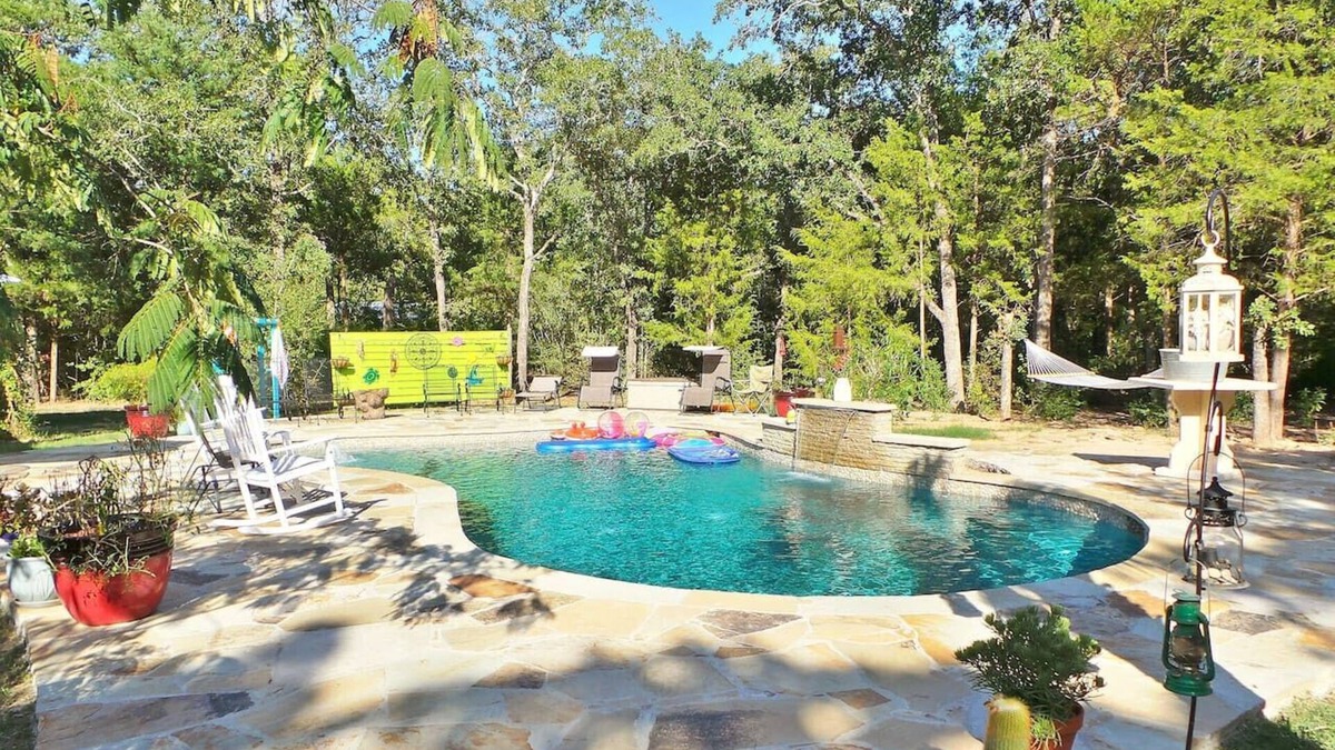 Valley Ridge Apartment | Blue Ridge Hideaway~Aggieland Vacation Rentals