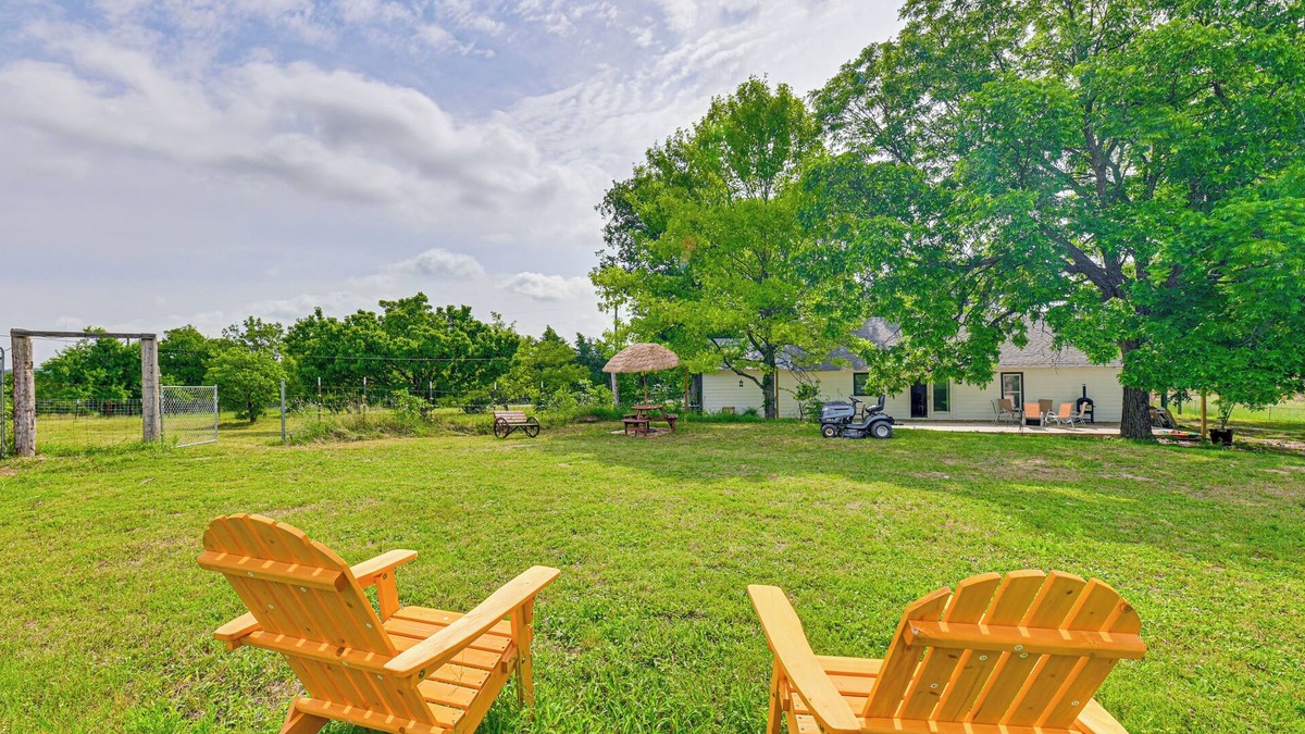 Westminster Cottage | Blue Ridge Retreat on 10-Acre Farm: Rural Reset!