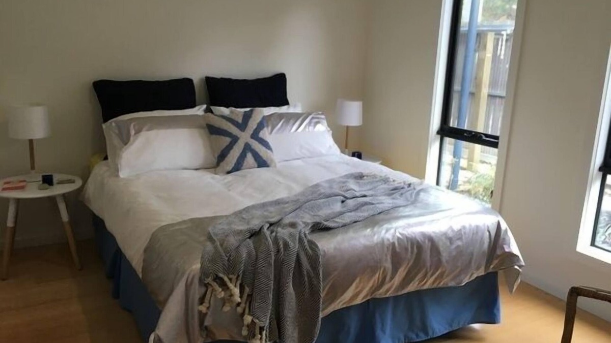 Indented Head Cottage | Blue Seashell Cottage close to the beach