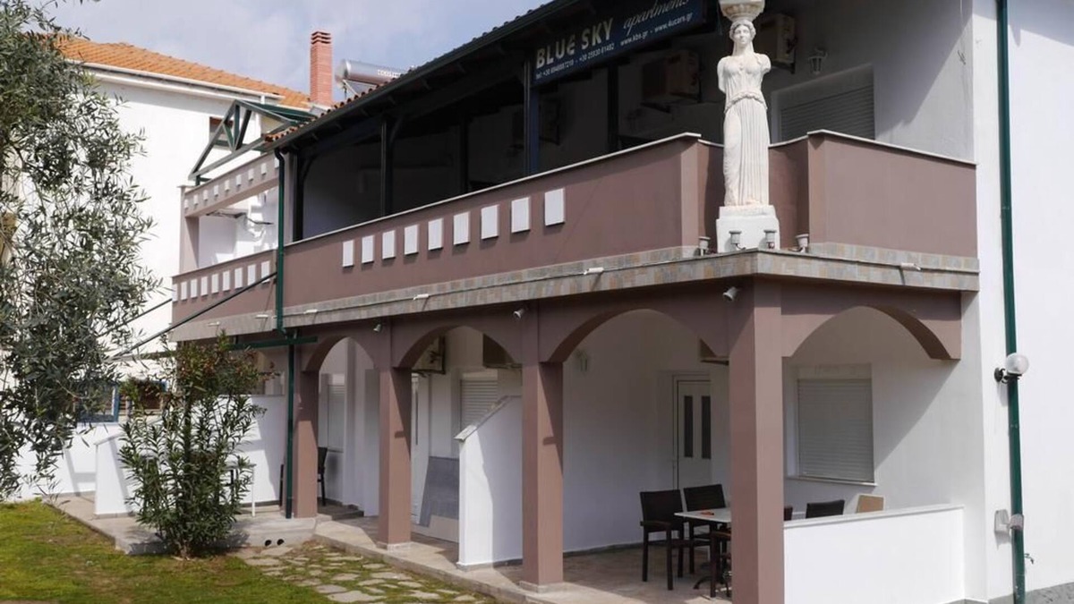 Chrisi Akti Villa | Blue Sky Villas