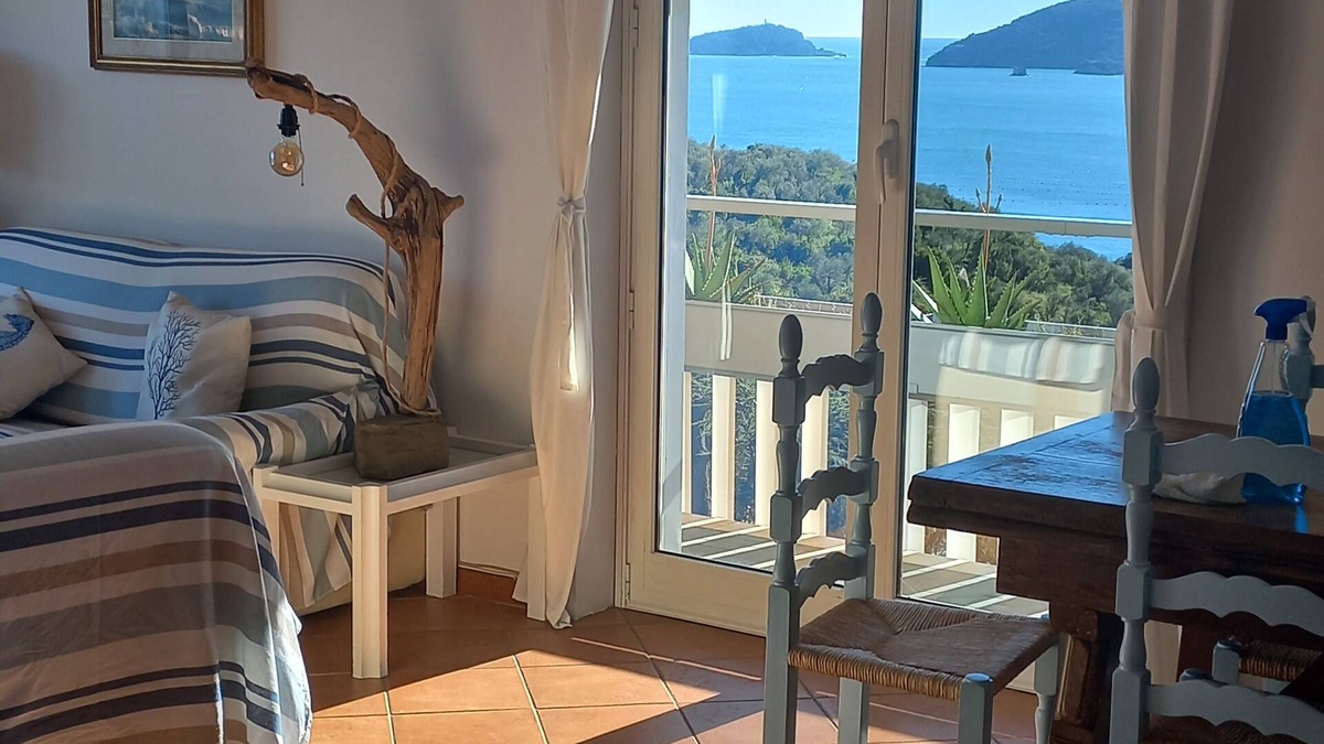 San Terenzo House | Blue view, blue bay, lerici