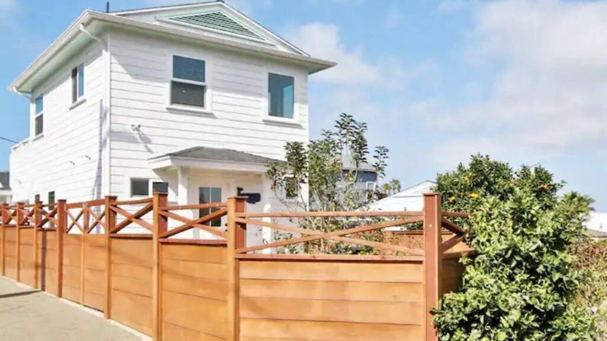 Point Loma Heights House | Blue Whale Beach House!