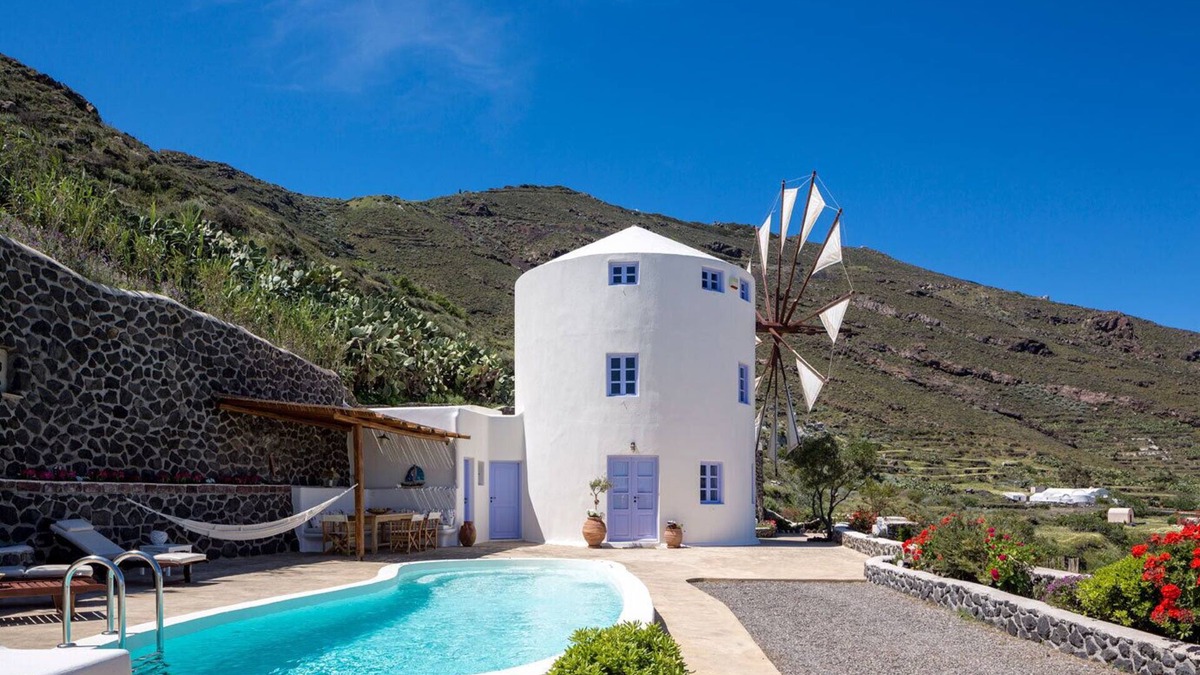 Imerovigli Villa | Blue Windmill Santorini luxury villa with private pool and sea view
