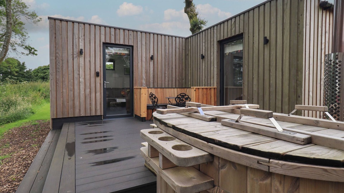 Hutton Cottage | Bluebell Cabin