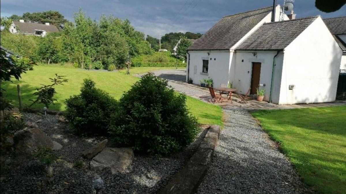 Newry Cottage | Bluebell Cottage, beautiful countryside, close to Newry