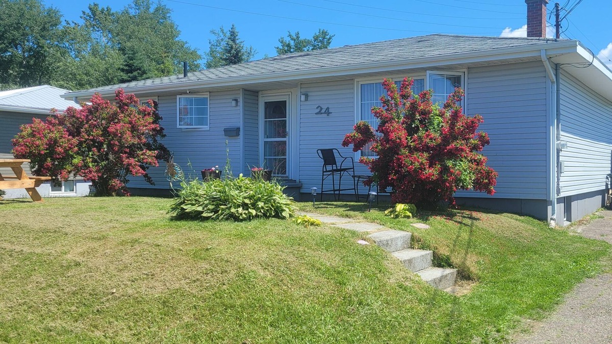 Cape Breton Regional Municipality Bed & Breakfast | Blueberry Hilltop Hideaway