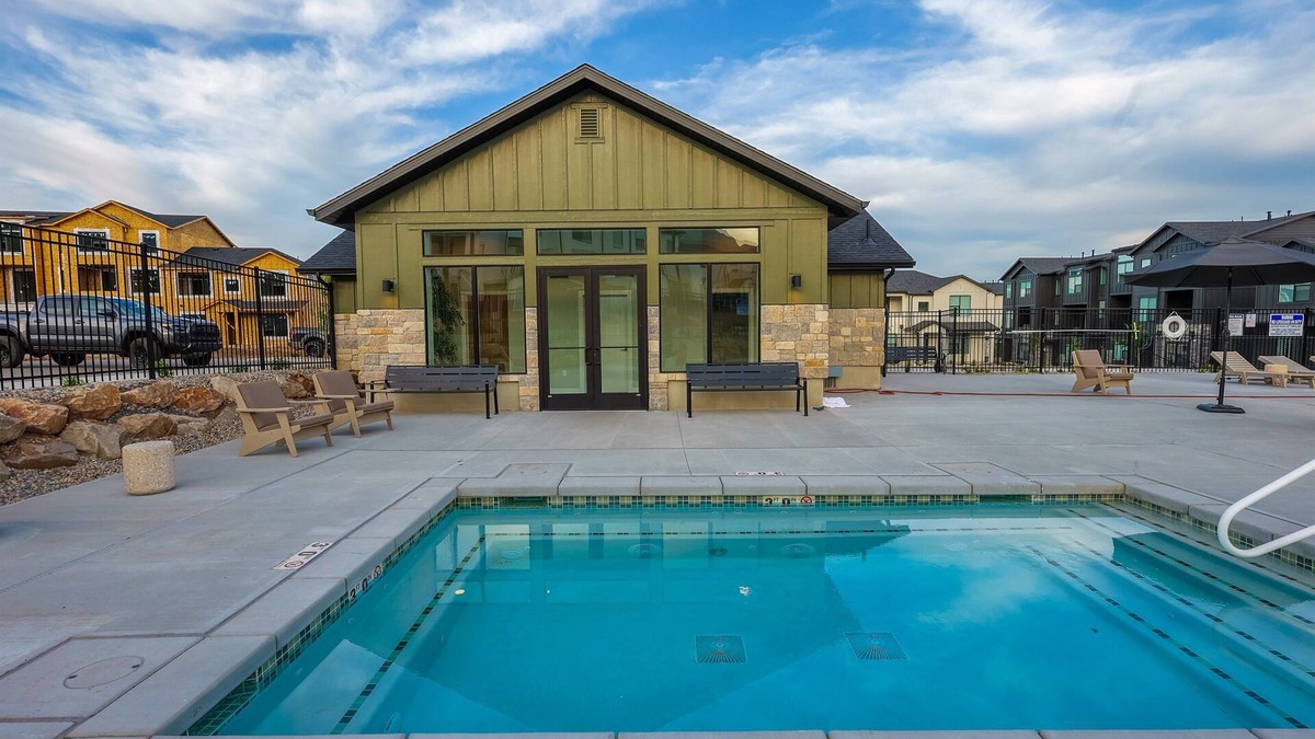 Mountain Green House | Bluebird |Ro5057 | Pickleball | Hot Tub | Mtn View