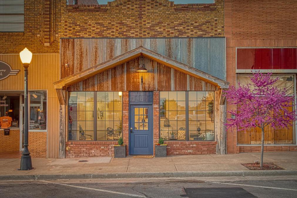 Elk City Hotel | Bluebird
