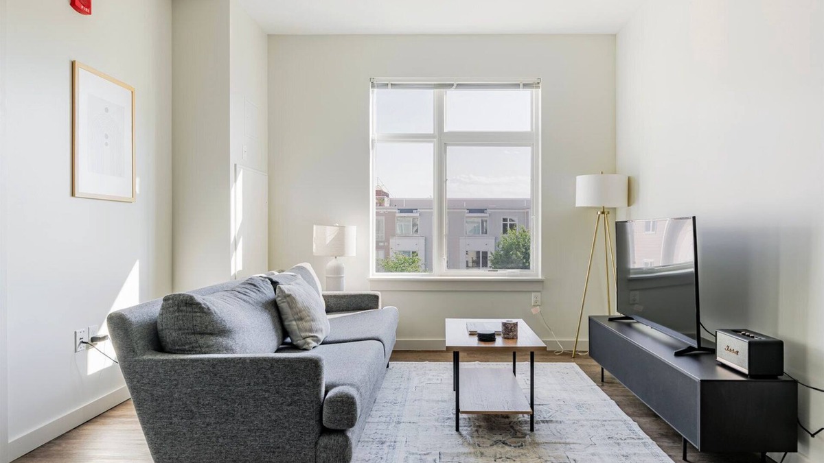 Cambridgeport Apartment | Blueground | Cambridgeport, rooftop, nr MIT