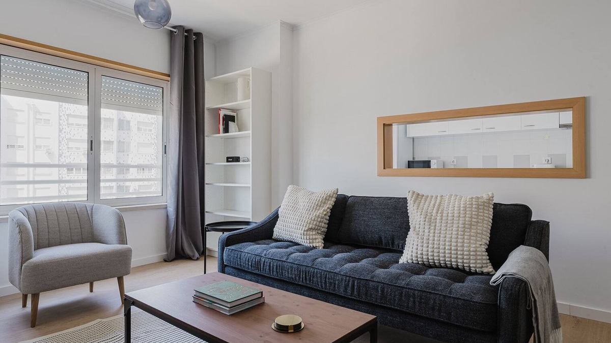 Cidade Universitaria Apartment | Blueground | Laranjeiras, washer & city view