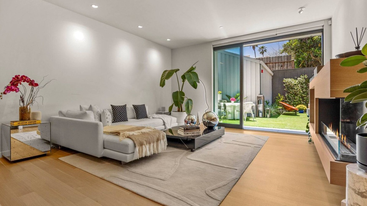 Mission District Apartment | Blueground | Mission Dolores, spa & AC, nr park