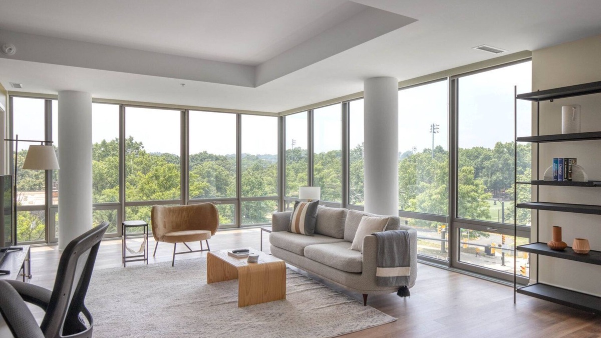 Pentagon City Apartment | Blueground | Pentagon City, rooftop, nr Potomac