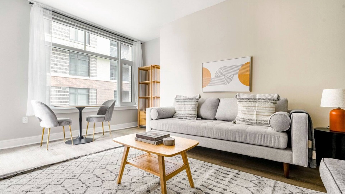 Woodmont Triangle Apartment | Blueground | Woodmont Triangle, pool, nr Cabin John Park