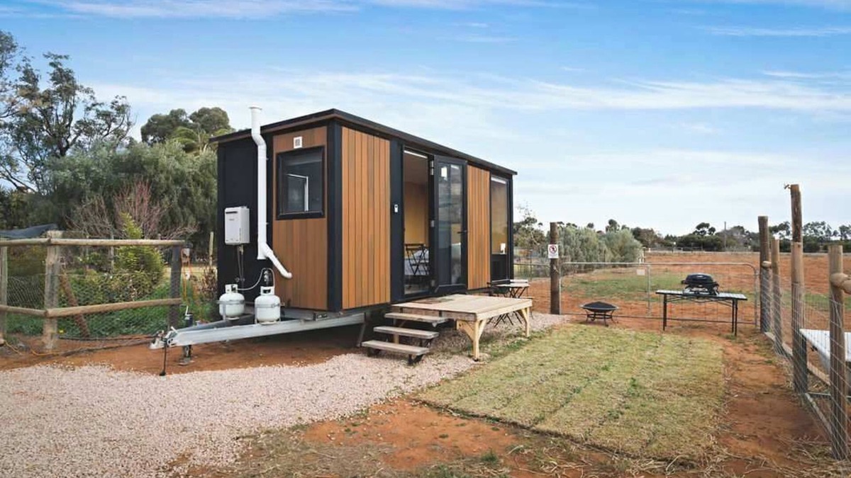 Merbein House | Bluestone Alpacas Theodores Corner by Tiny Away