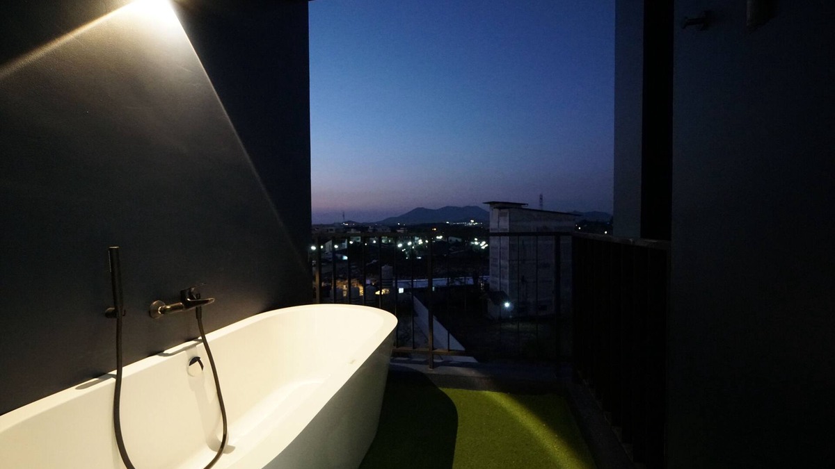 Chanthaburi Hotel | Blumonkey Hub & Hotel Chanthaburi