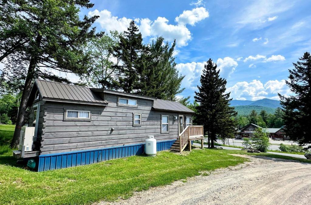 Twin Mountain House | BMV6 Tiny Home Topline