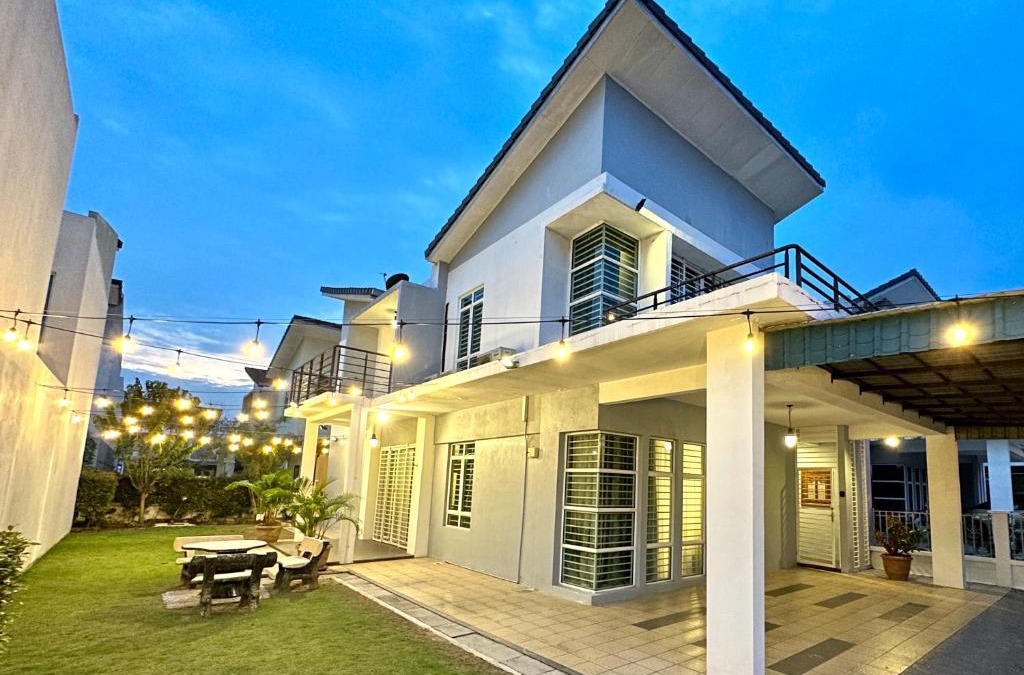 Rawang House | BNB Casa Grande at Rawang - spacious, 15 pax and WiFi