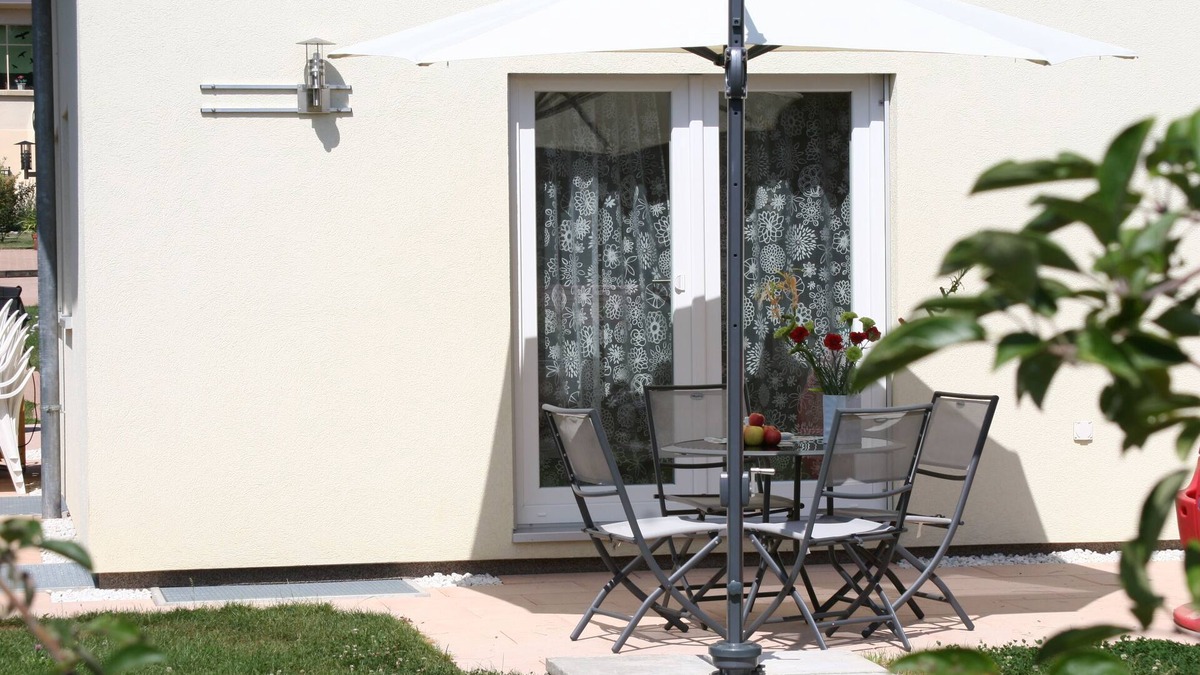 Mies Bed & Breakfast | BnB Les Coquelicots