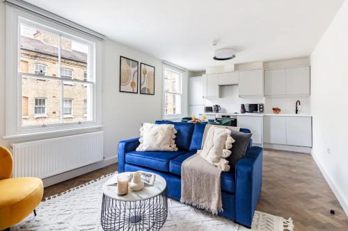St Luke's Apartment | BnBNova - 1BR - Barbican Centre & St Paul's