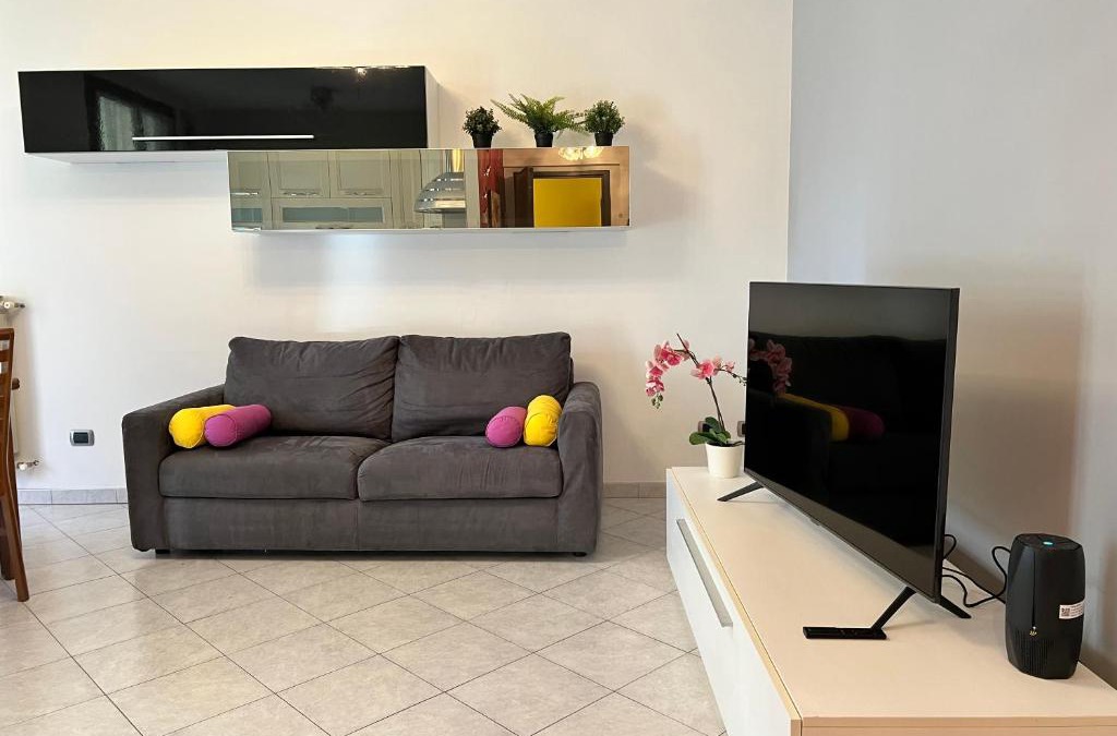Cardano al Campo Apartment | Bnbook-Casa Andrea