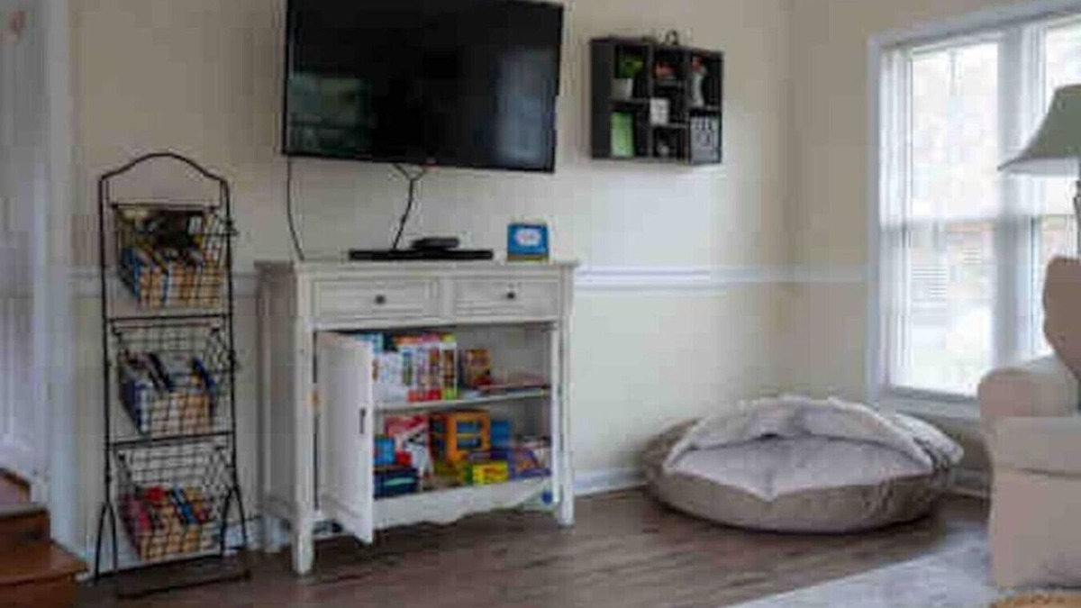Red Mill Pond Cottage | BnB’s Dog-Friendly Cottage