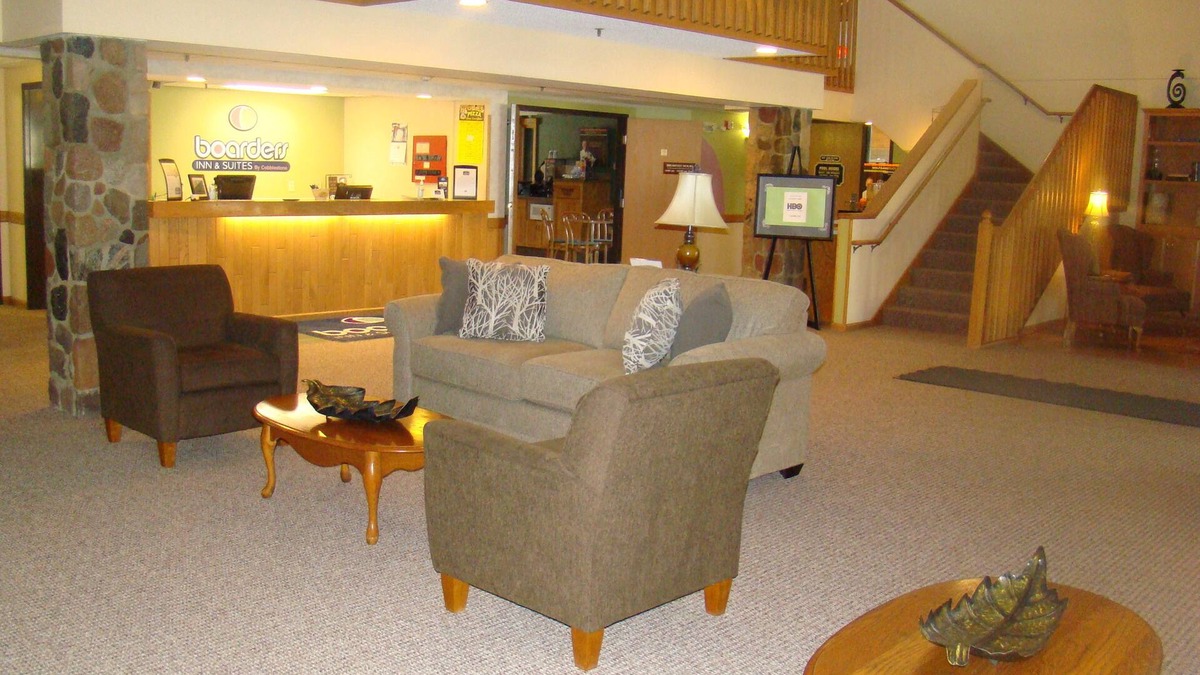 Faribault Hotel | Boarders Inn & Suites by Cobblestone Hotels - Faribault
