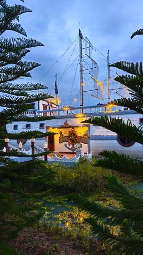 Thung Samo Bed & Breakfast | Boat and House Resort Khao Kho