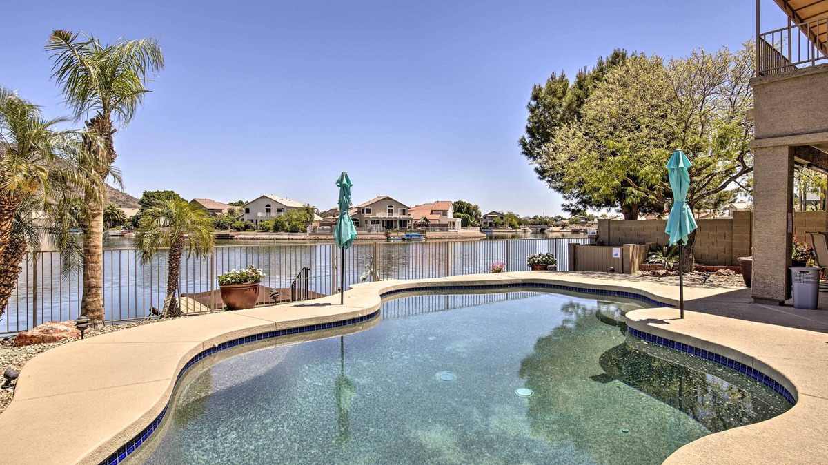 Mohawk HOA House | Boat Dock & Pool: Lakefront Glendale Getaway!