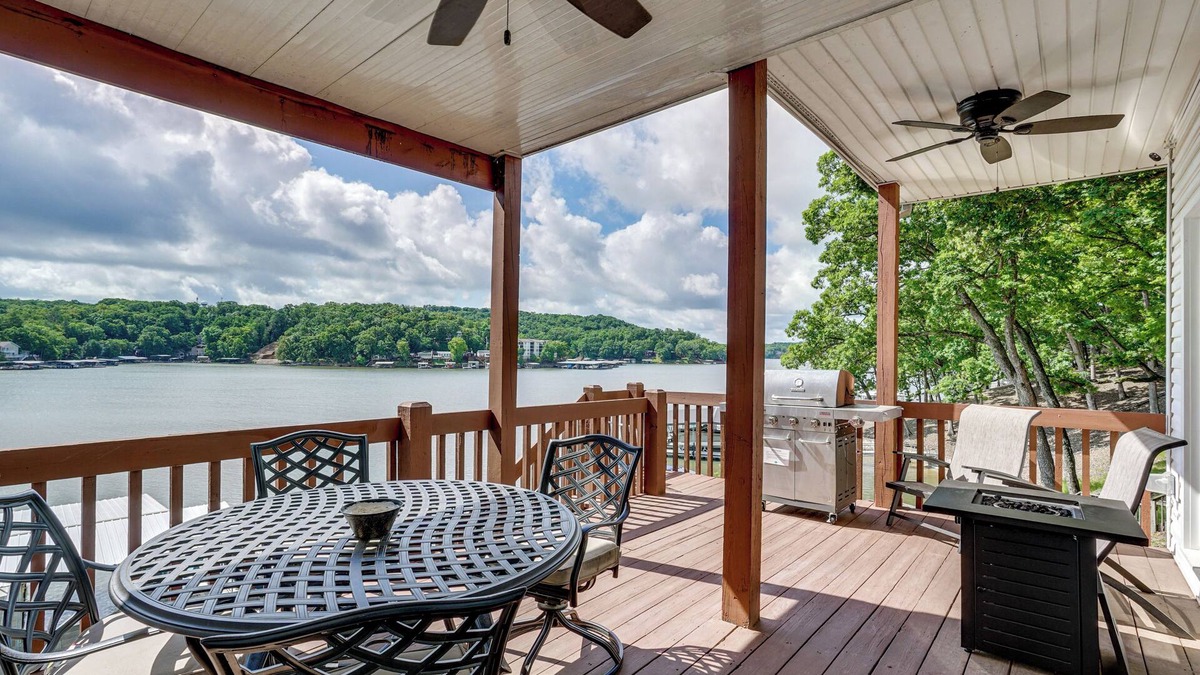 Lake Ozark Apartment | Boat Dock & Slip Access: Lake of the Ozarks Gem
