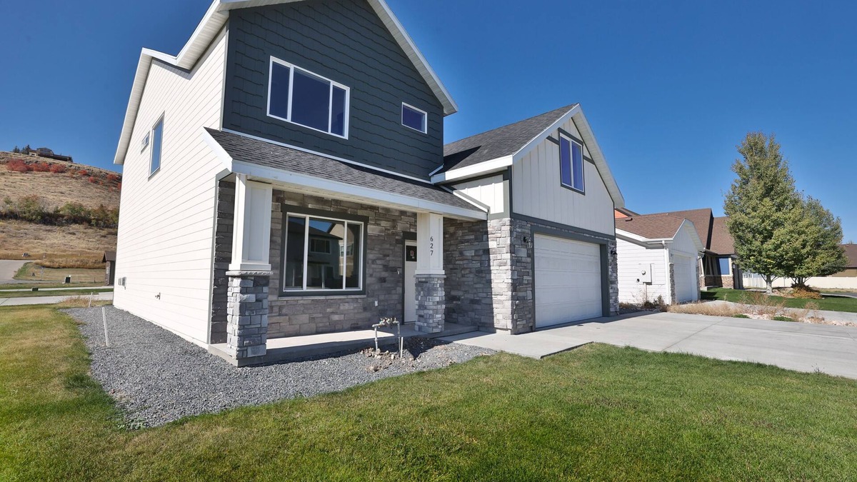 Garden City House | Boat Harbor House - Pool & Hot Tub Access in Unbeatable Location!