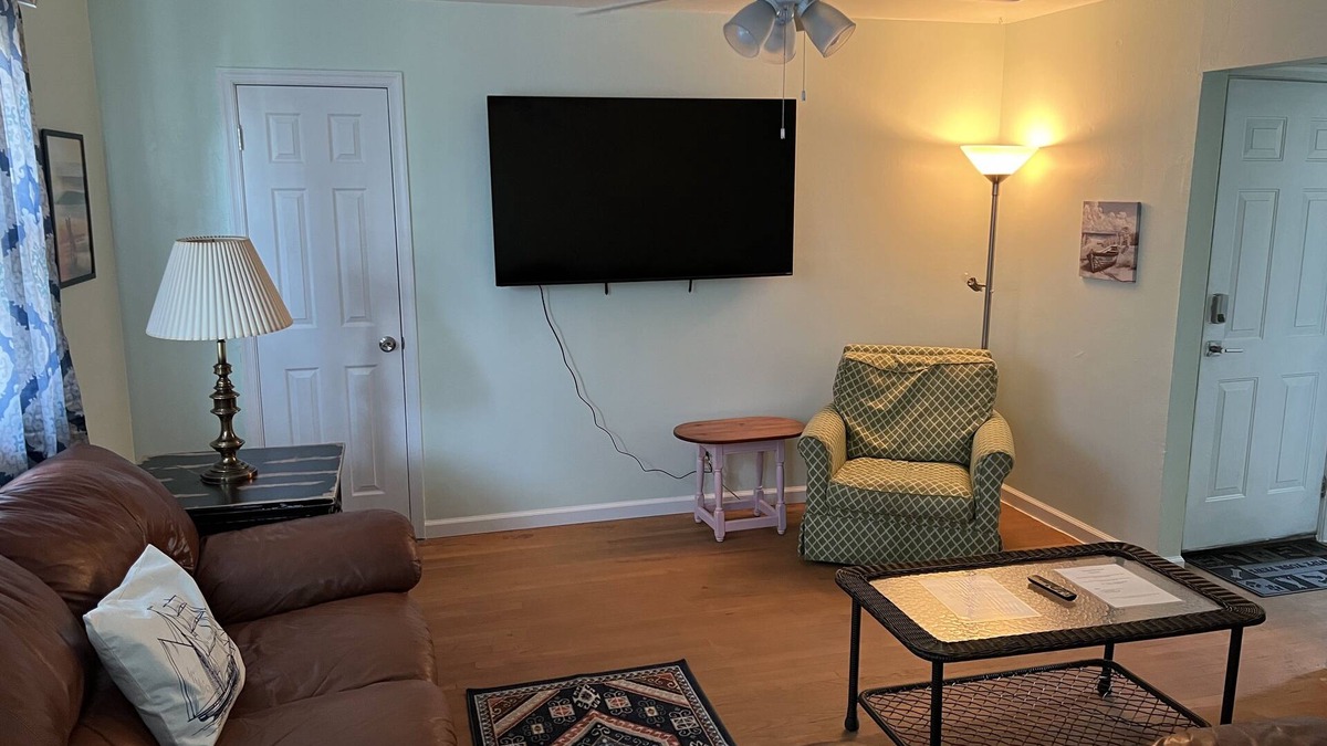 Willoughby Spit Apartment | Boat House Apt. #3 - 2 BR, Water Front, WiFi, Pets by RedAwning