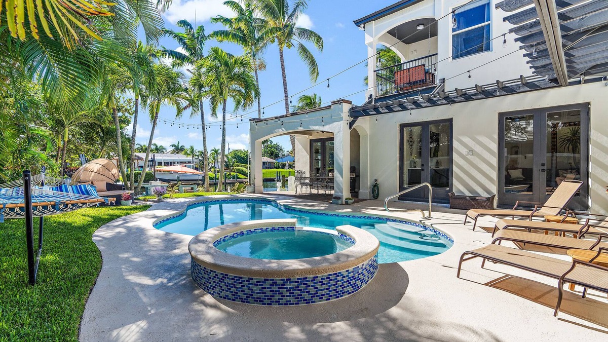 North Palm Beach Villa | Boat+Pool Bliss: Aqua Escape