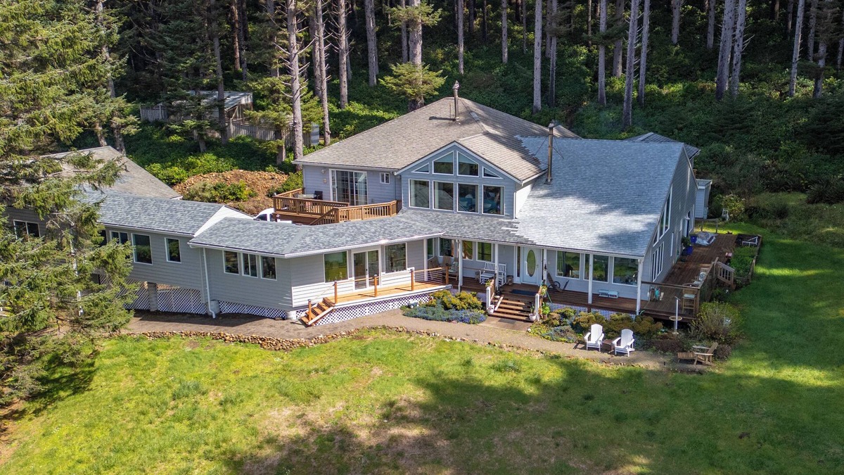 Yachats Apartment | Bob Creek Loft - Cape Perpetua Area