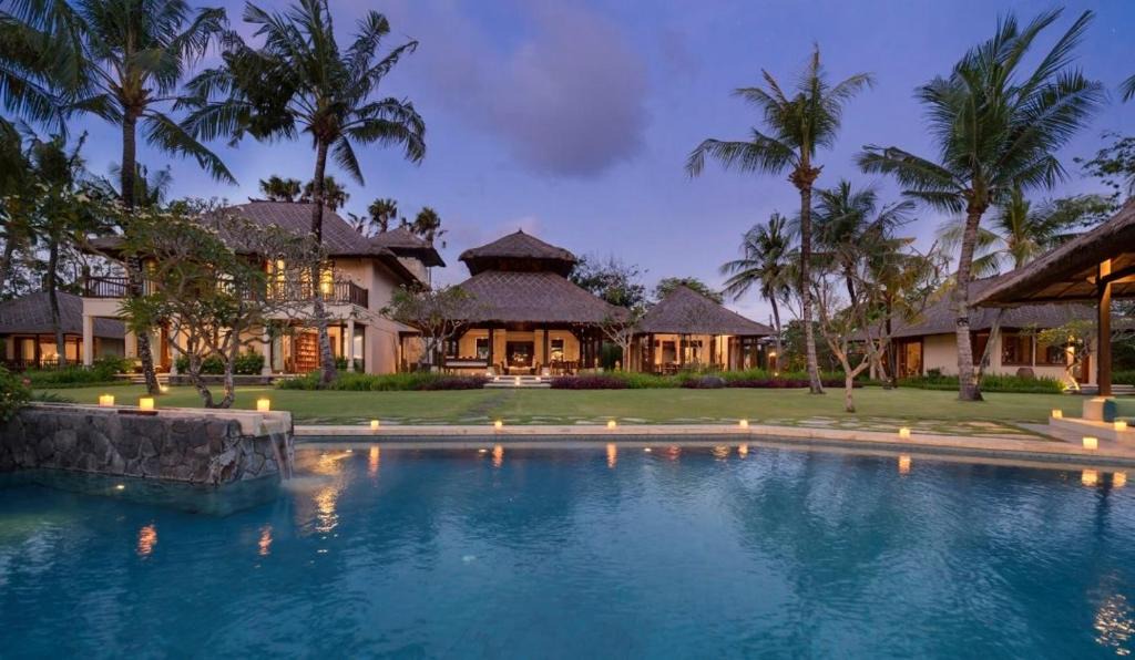 Meedhoo Resort | bodufshi villa maldive