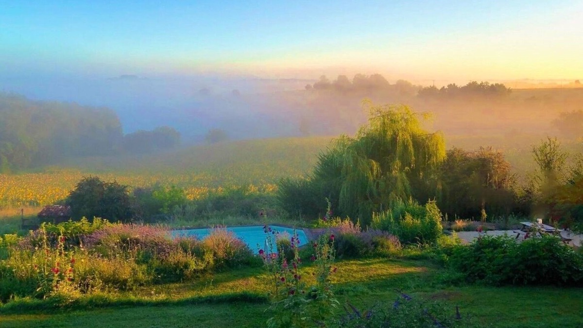 Bouteilles-Saint-Sebastien House | Bohemian house with 360 views , sunset balcony