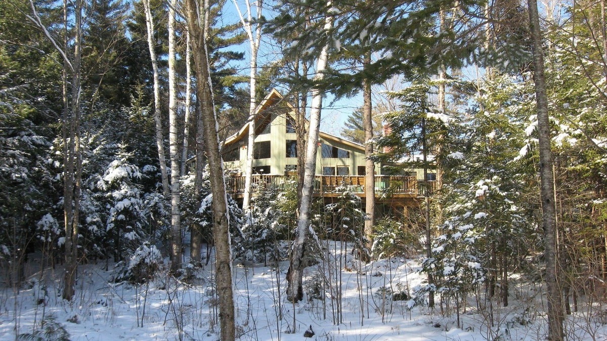 Madison Ski Chalet | Bohemian Rhapsody Chalet Magic