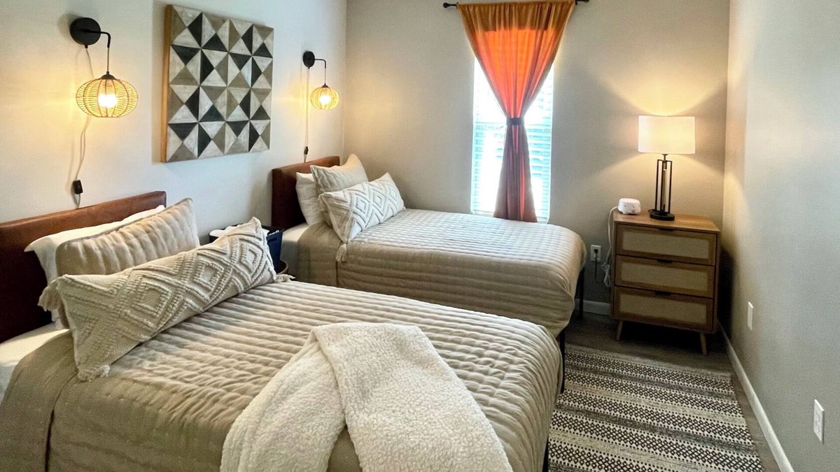 Lindenwald House | Boho on Bishop - Spooky Nook, Miami U & Hospitals