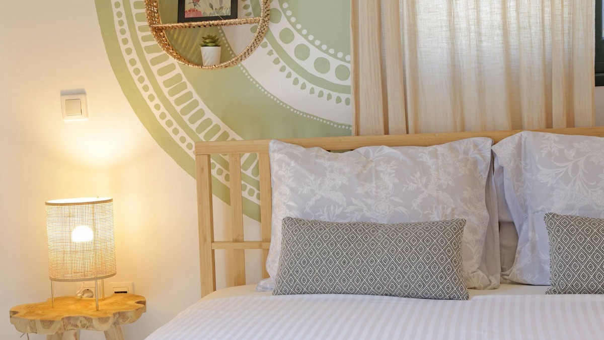 Aigio Apartment | Boho Studio with terrace and pool close to the beach