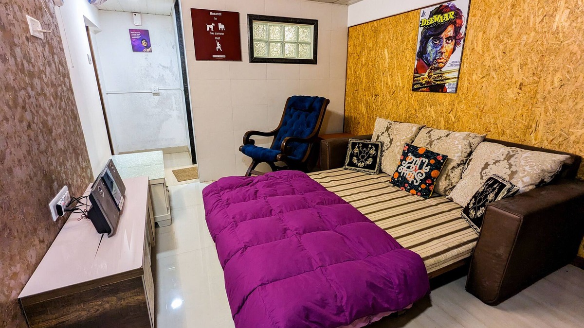 Arsiwalla Villa Apartment | Bollywood Themed 1BHK Apartment in Lonavala