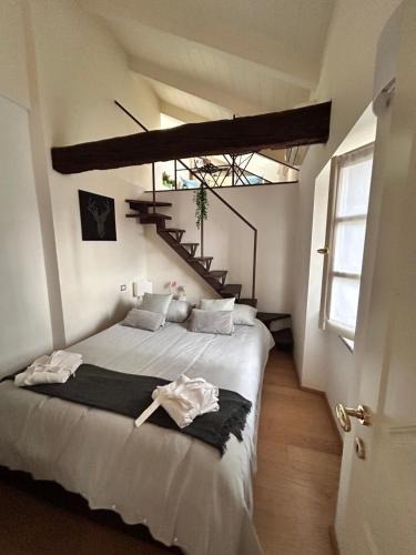 Asti Apartment | Bon Bon Luxury di piazza San Secondo