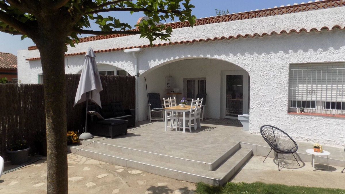 Mas Pinell House | Bon Repos 2